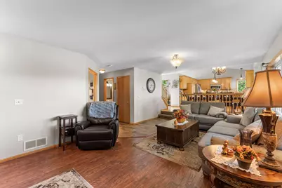 11160 Lake Point Drive, Chisago City, MN 55013 - Photo 13