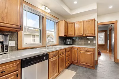807 7th Avenue SE, Austin, MN 55912 - Photo 11
