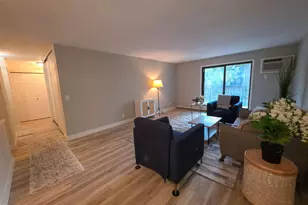 5627 Green Cir Dr, Minnetonka, MN 55343 - Photo 7