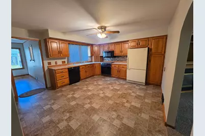2736 Linden Avenue, Slayton, MN 56172 - Photo 5