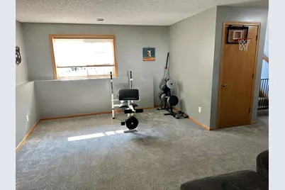 211 Florence Avenue S, Annandale, MN 55302 - Photo 13