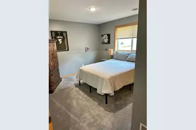211 Florence Avenue S, Annandale, MN 55302 - Photo 9