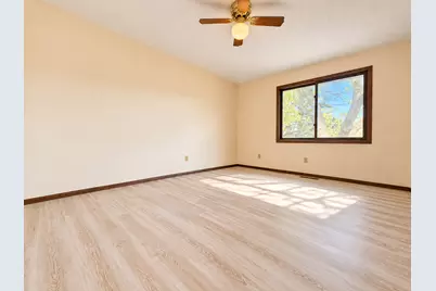 8223 Brunswick Circle N, Brooklyn Park, MN 55443 - Photo 15