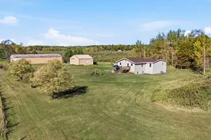 5295 Brunswick Rd, Braham, MN 55006 - Photo 3
