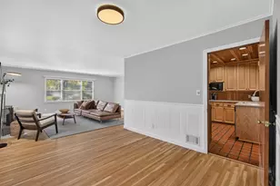 615 Utah Ave S, Golden Valley, MN 55426 - Photo 9