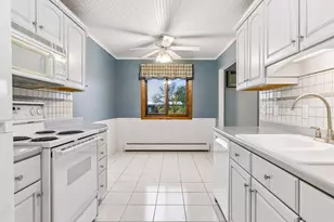 2700 Oxford St N, Roseville, MN 55113 - Photo 15