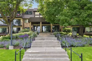 215 Barry Ave S, Wayzata, MN 55391 - Photo 19