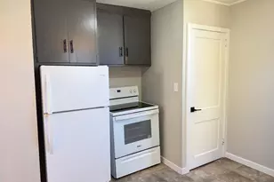 9 E 3rd St, Morris, MN 56267 - Photo 3