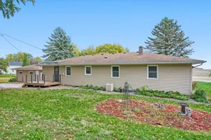 24109 Hogan Ave, New Trier, MN 55031 - Photo 37