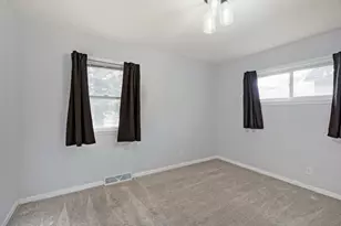 24109 Hogan Ave, New Trier, MN 55031 - Photo 23
