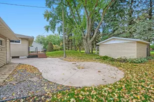 24109 Hogan Ave, New Trier, MN 55031 - Photo 31