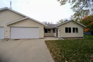 699 Osage Street E, Osakis, MN 56360 - Photo 1