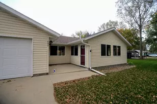 699 Osage Street E, Osakis, MN 56360 - Photo 21