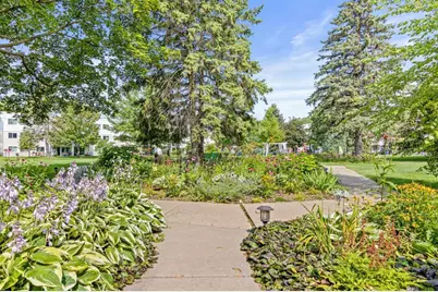 132 Demont Avenue E #136, Little Canada, MN 55117 - Photo 21