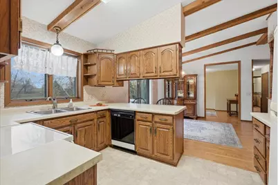1231 Parkview Drive, New Richmond, WI 54017 - Photo 9