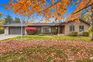 1231 Parkview Dr, New Richmond, WI 54017 - Photo 1
