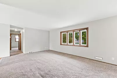 9324 10th Avenue S, Bloomington, MN 55420 - Photo 7