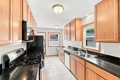 9324 10th Avenue S, Bloomington, MN 55420 - Photo 5