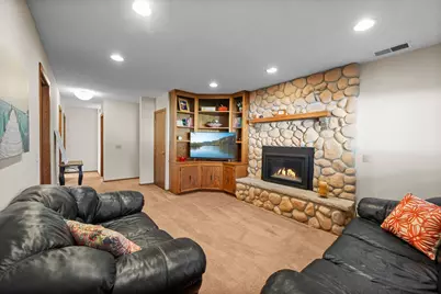 8308 W 104th Street, Bloomington, MN 55438 - Photo 23