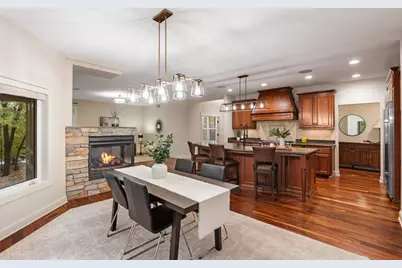 18600 Ridgewood Road, Minnetonka, MN 55391 - Photo 11
