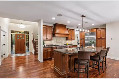 18600 Ridgewood Road, Minnetonka, MN 55391 - Photo 5