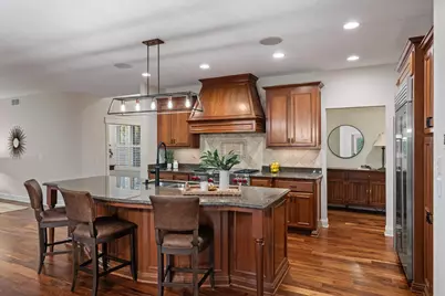 18600 Ridgewood Road, Minnetonka, MN 55391 - Photo 9