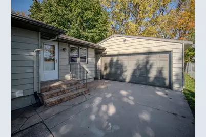 412 Oregon Street, Albert Lea, MN 56007 - Photo 9