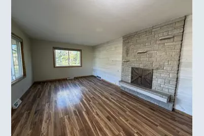 921 S Meadow Road, Litchfield, MN 55355 - Photo 7