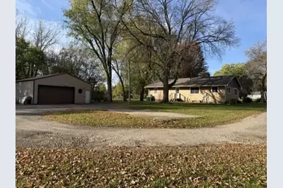921 S Meadow Road, Litchfield, MN 55355 - Photo 19