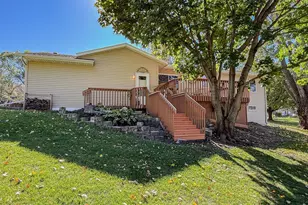 1001 19th Ave SE, Willmar, MN 56201 - Photo 3