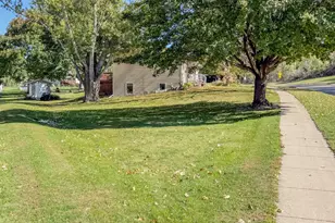 1001 19th Ave SE, Willmar, MN 56201 - Photo 35