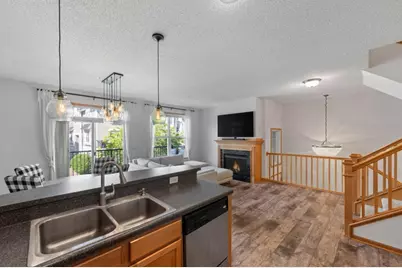 15593 Early Bird Cir #307, Apple Valley, MN 55124 - Photo 7