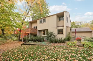 1880 Black Oaks Ln N, Plymouth, MN 55447 - Photo 25