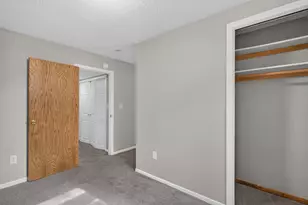 7640 Hampshire Ave N, Brooklyn Park, MN 55428 - Photo 15