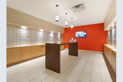 215 10th Ave S #405, Minneapolis, MN 55415 - Photo 55