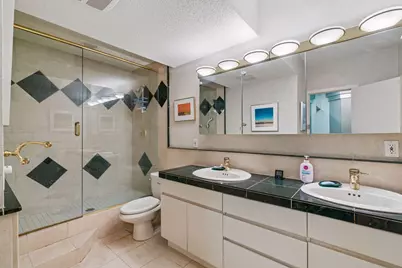 1225 Lasalle Avenue #2307, Minneapolis, MN 55403 - Photo 17