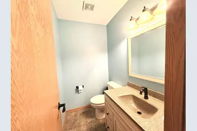 607 Deschepper Street, Marshall, MN 56258 - Photo 21