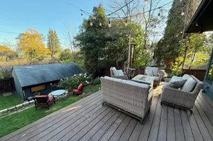 1906 E 6th St, Duluth, MN 55812 - Photo 5