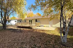 505 Maple Ln, Moorhead, MN 56560 - Photo 3