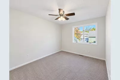 1122 Prairie Court S, Shakopee, MN 55379 - Photo 11