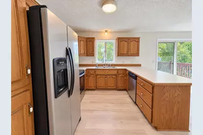 1122 Prairie Court S, Shakopee, MN 55379 - Photo 9