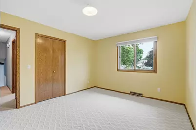 6207 Edgemont Boulevard N, Brooklyn Park, MN 55428 - Photo 21