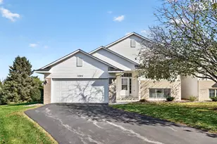 1085 Lilac Ct, Shakopee, MN 55379 - Photo 1