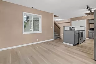 87 Cook Ave W, Saint Paul, MN 55117 - Photo 3