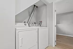 87 Cook Ave W, Saint Paul, MN 55117 - Photo 13