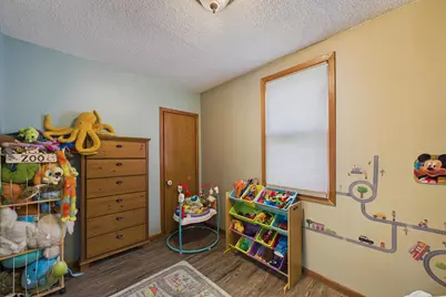75 Geranium Avenue W, Saint Paul, MN 55117 - Photo 11