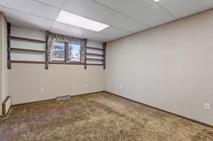 4649 Hillsboro Ave N, New Hope, MN 55428 - Photo 23