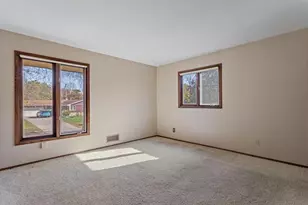 4649 Hillsboro Ave N, New Hope, MN 55428 - Photo 17