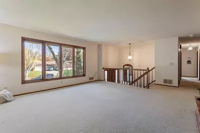 4649 Hillsboro Avenue N, New Hope, MN 55428 - Photo 11