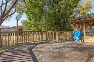 4649 Hillsboro Ave N, New Hope, MN 55428 - Photo 9